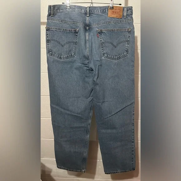 Levis Men’s Jeans, Size: 40x30 - Picture 2 of 4